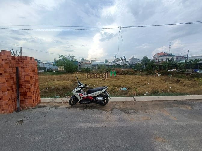 Hình ảnh Đất 5 x 24mđường Phan Văn Hớn,gần Chợ Bà Điểm, bến xe An Sương Hóc Môn