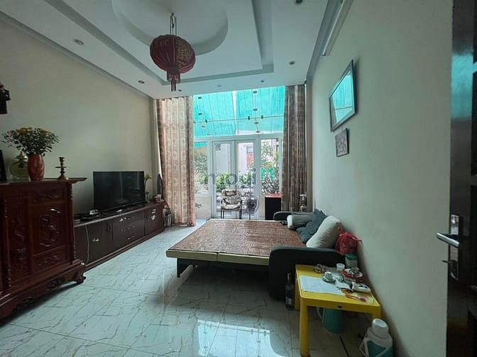 Hình ảnh Cho thuê nhà chia lô phố Đồng Me, Mễ Trì 60m2, 5 tầng, ô tô đỗ cửa