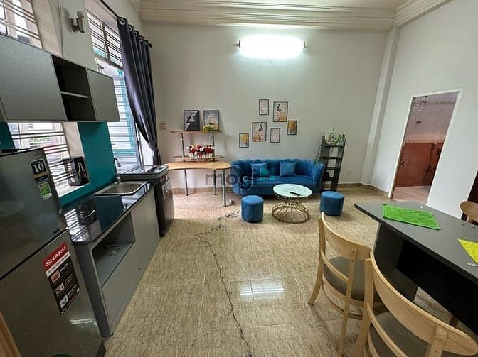 Hình ảnh Cho Thuê Căn Hộ 2PN Full Nội Thất Gần Chợ Hoàng Hoa Thám , Tân Bình