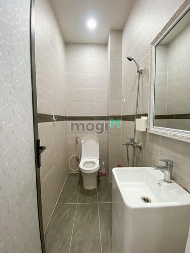 Hình ảnh Cho Thuê Căn Hộ 1PN Full Nội Thất Cửa Sổ Lớn View Đẹp , Tân Bình