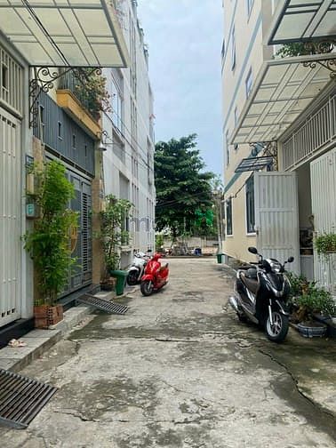 Hình ảnh Bán đất hẻm số 40 đường hàng tre .P long thạnh mỹ. Tp thủ đức