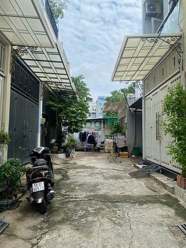 Hình ảnh Bán đất hẻm số 40 đường hàng tre .P long thạnh mỹ. Tp thủ đức