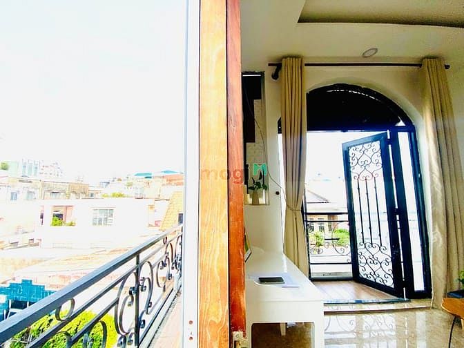 Hình ảnh Cho Thuê Căn Hộ Duplex 1PN Cửa Sổ Lớn Lê Văn Sỹ Quận Tân Bình