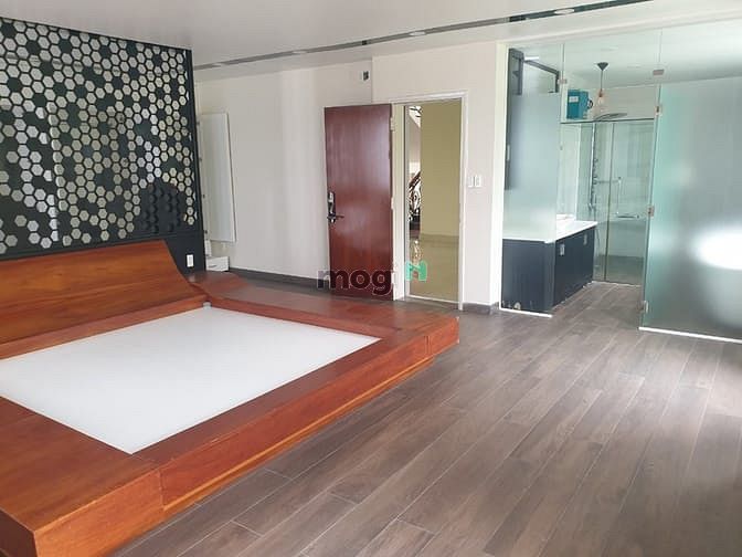 Hình ảnh Cho thuê Biệt thự Khu Vip Compound Lan Anh Đối Diện Ba Son 400m2