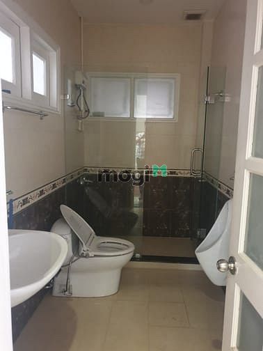 Hình ảnh Cho thuê Biệt thự Khu Vip Compound Lan Anh Đối Diện Ba Son 400m2