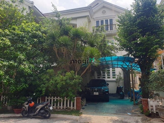 Hình ảnh Cho thuê Biệt thự Khu Vip Compound Lan Anh Đối Diện Ba Son 400m2