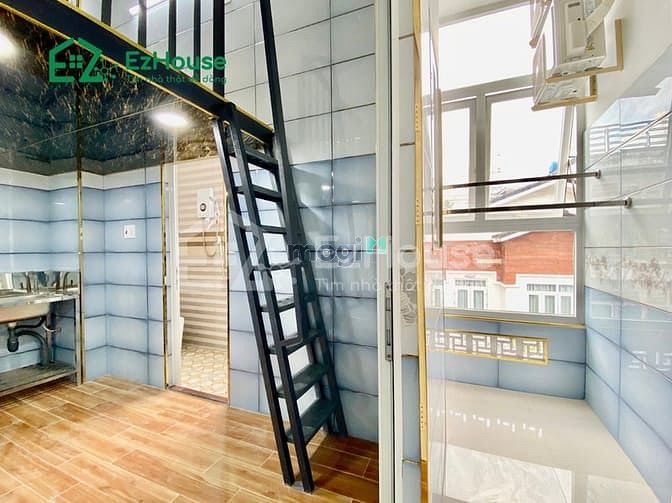 Hình ảnh Sẵn máy lạnh nhà mới ngya sát KtX huit