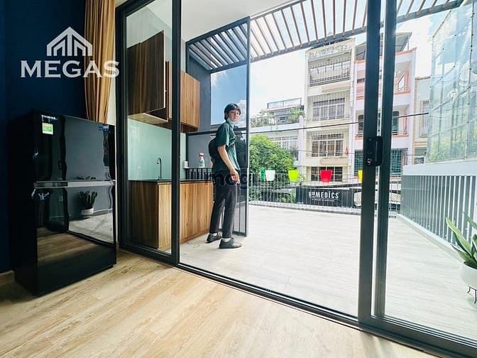 Hình ảnh Ban công full nội thất sang mhuw Chung cư