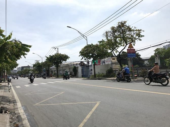 Hình ảnh Mặt tiền đẹp - Đặng Văn Bi - Ngang 6m- Trường Thọ - Giá 7 tỷ 5 /133m2.