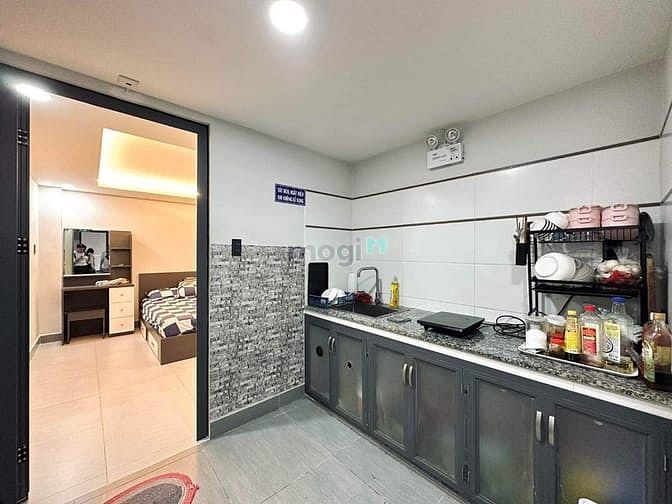 Hình ảnh CHDV HXH Phan Văn Trị P.11 Bình Thạnh 5 tầng 90m2 giá 12.5 tỷ