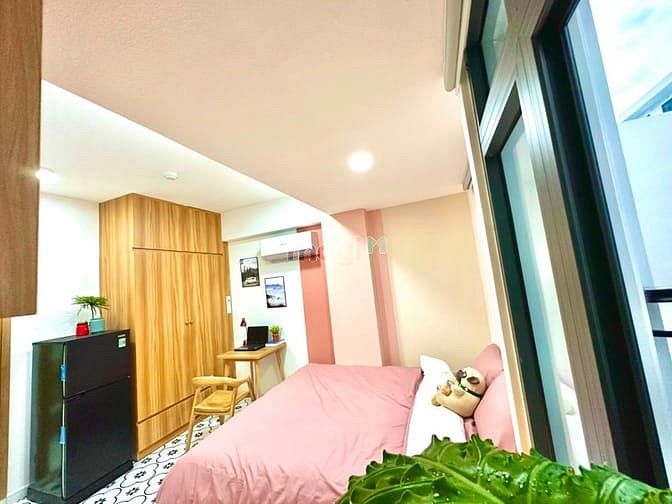 Hình ảnh Cho Thuê Căn Hộ Full Nội Thất Ban Công Máy Giặt Riêng Quận 7