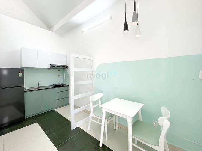 Hình ảnh Cho Thuê Căn Studio Ban Công Tách Bếp 35m2 Quận 8