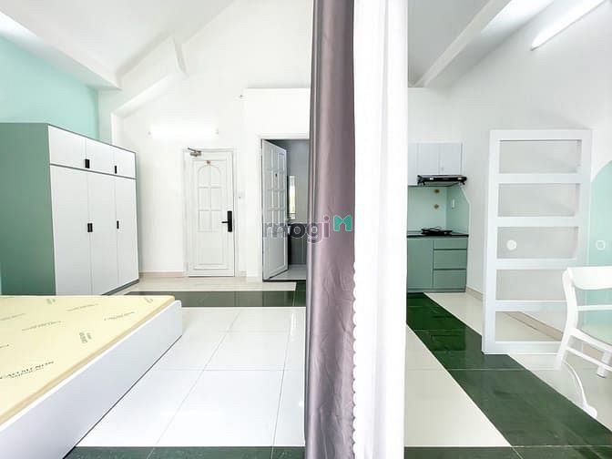 Hình ảnh Cho Thuê Căn Studio Ban Công Tách Bếp 35m2 Quận 8