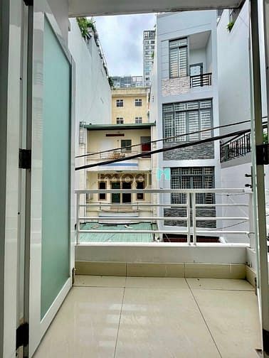 Hình ảnh Ngay Sân Vận Động Phú Thọ căn y hình full nội thất Ở NGAY