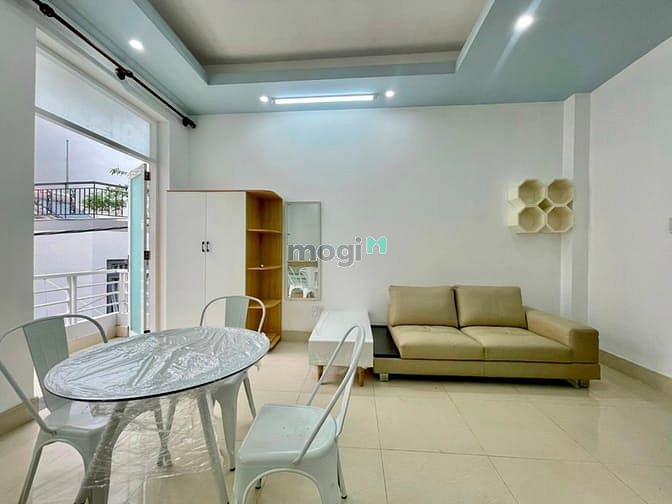 Hình ảnh Ngay Sân Vận Động Phú Thọ căn y hình full nội thất Ở NGAY