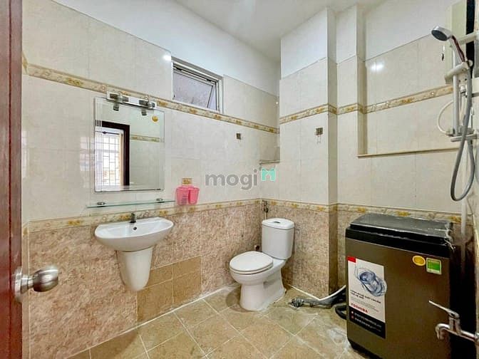 Hình ảnh Ngay Sân Vận Động Phú Thọ căn y hình full nội thất Ở NGAY