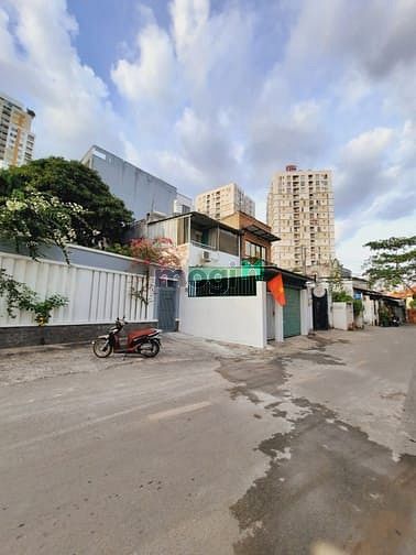 Hình ảnh Bán gấp Khuôn đất Biệt thự Thảo Điền Q2 257m2 rẻ nhất khu chỉ 110tr/m2