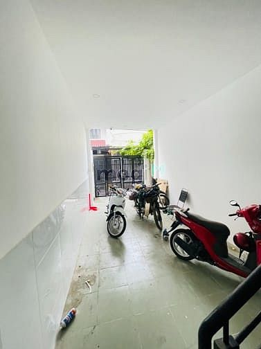 Hình ảnh CHDV mới, full nội thất, ban công, gần Đh Văn Lang Quận Gò Vấp