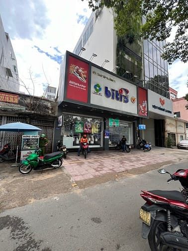 Hình ảnh Chính chủ cần Bán nhà Mặt Tiền Đường Trần Hưng Đạo, P. Cầu Kho, Quận 1