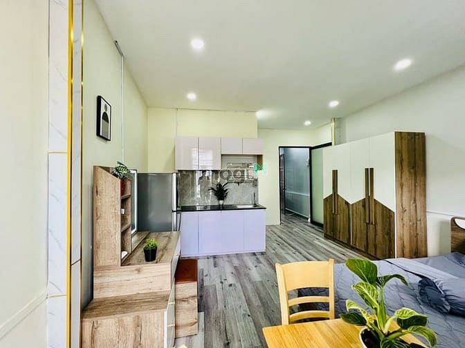 Hình ảnh Studio ban công gần vòng xoay Dân Chủ quận 3