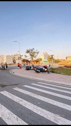Hình ảnh ĐẤT NGỘP FULL thổ cư Bình Trị Đông A - dự án siêu đẹp 75m2 ( 38tr/m2)