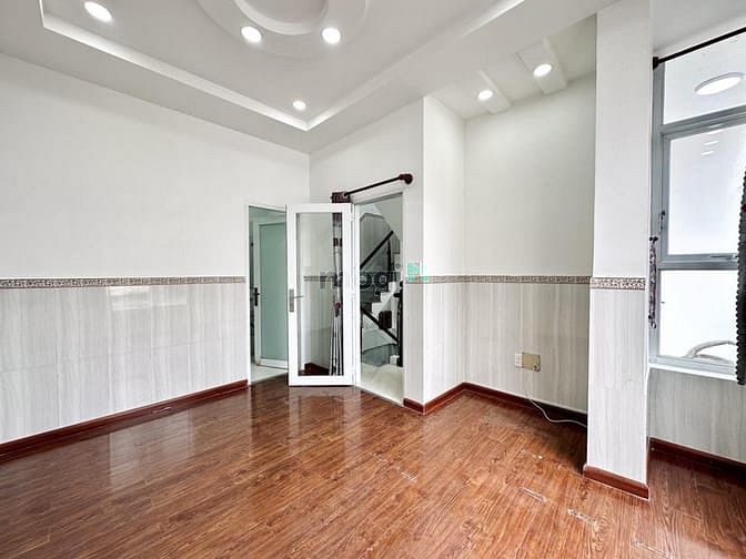 Hình ảnh NHÀ SIÊU ĐẸP ngay trung tâm Quận 10