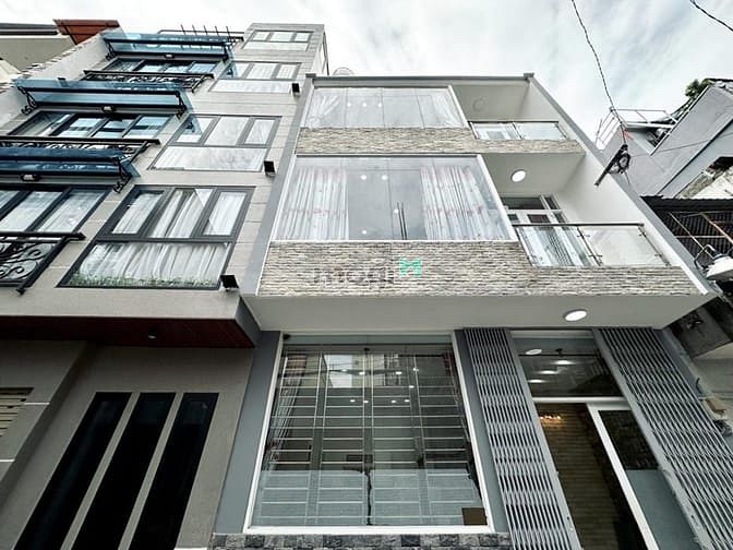Hình ảnh NHÀ SIÊU ĐẸP ngay trung tâm Quận 10