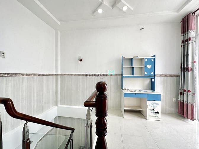 Hình ảnh NHÀ SIÊU ĐẸP ngay trung tâm Quận 10