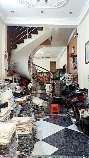 Hình ảnh Nhà Tân Bình - 5 tầng - hẻm xe hơi - chỉ 8 tỷ hơn