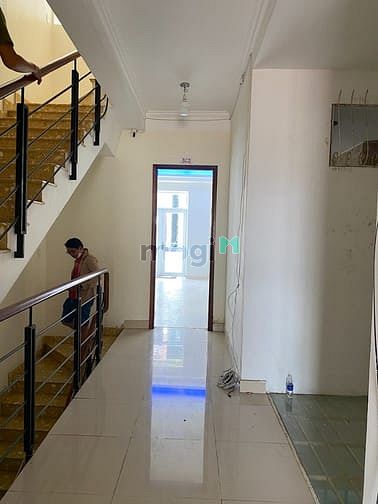 Hình ảnh Nhà MT Hát Giang 5.5x25 Hầm.5L.10P.Thang Máy.KD Đa Ngành