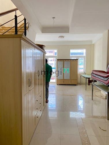 Hình ảnh Nhà MT Hát Giang 5.5x25 Hầm.5L.10P.Thang Máy.KD Đa Ngành