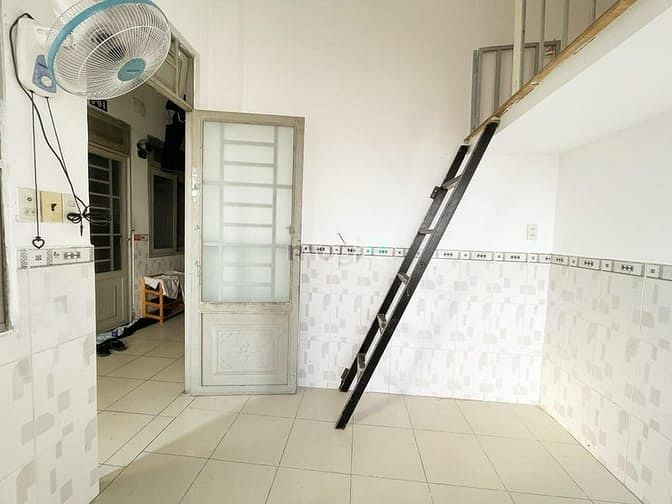 Hình ảnh Cho thuê Phòng trọ Duplex Lê Trọng Tấn