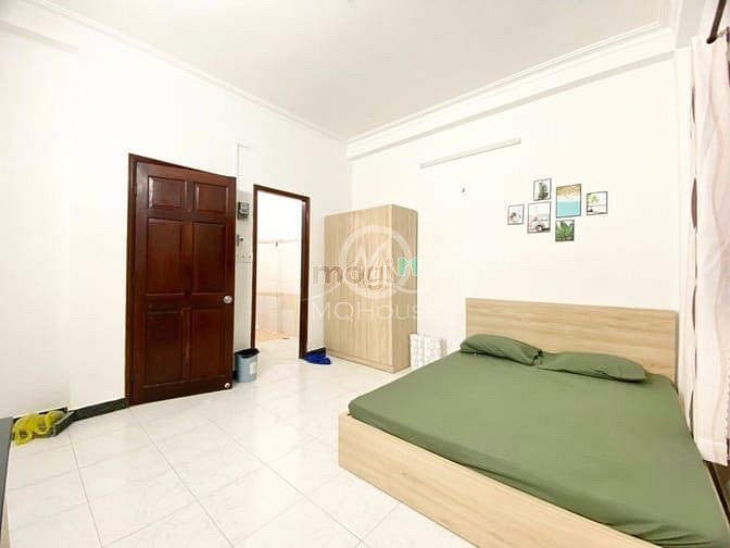 Hình ảnh Chính Chủ Cho Thuê Studio 2 Cửa Sổ Trời Rộng 30m2 Giá Rẻ