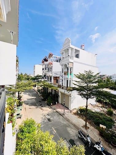 Hình ảnh SANG NHÀ GẤP - An Phú Đông - Q 12 - 52m2 - 2 tỷ 450 - SHR.
