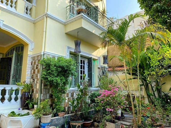 Hình ảnh Cho thuê Biệt thự 260m2, 3 lầu Thảo Điền, Quận 2 giá chỉ 75Tr/Tháng