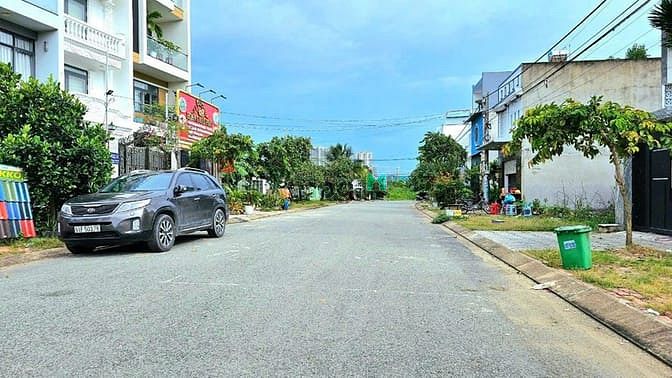 Hình ảnh Bán đất hẻm xe hơ đường số 6. P long bình .tp thủ đức