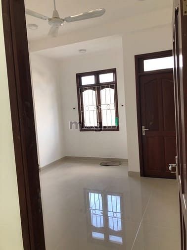 Hình ảnh Cho thuê nhà mặt tiền đường Tên Lửa