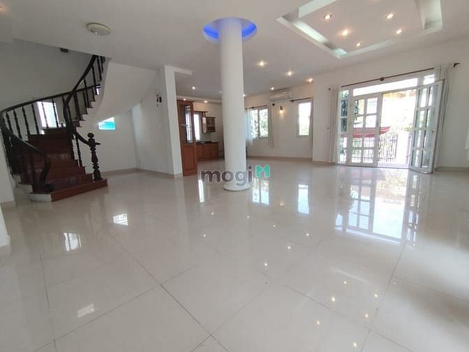 Hình ảnh Cho thuê Biệt thự (17,5 x20m ) Compound Thảo Điền, Quận 2 giá 110Tr/th