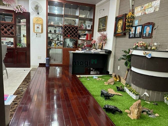 Hình ảnh Biệt thự Tân Bình - 3 tầng mới đẹp - hẻm xe hơi - hơn 19 tỷ