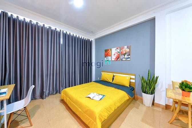 Hình ảnh Trống lại Studio Quận 1 View bờ kè Hoàng Sa đầy đủ nội thất ban công