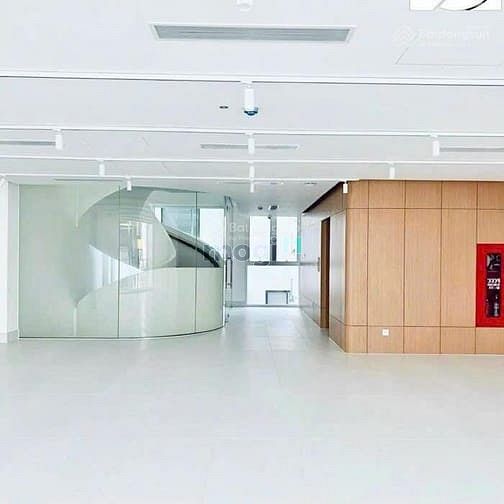 Hình ảnh Cho thuê Building MT Phan Kế Bính Q1 - 8.2x22m - 1 Hầm 5 lầu TM PCCC !