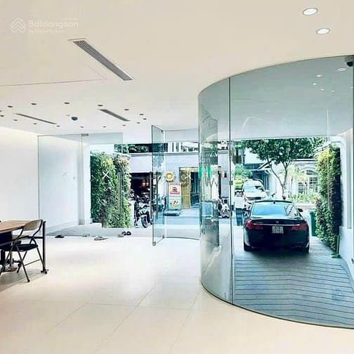 Hình ảnh Cho thuê Building MT Phan Kế Bính Q1 - 8.2x22m - 1 Hầm 5 lầu TM PCCC !