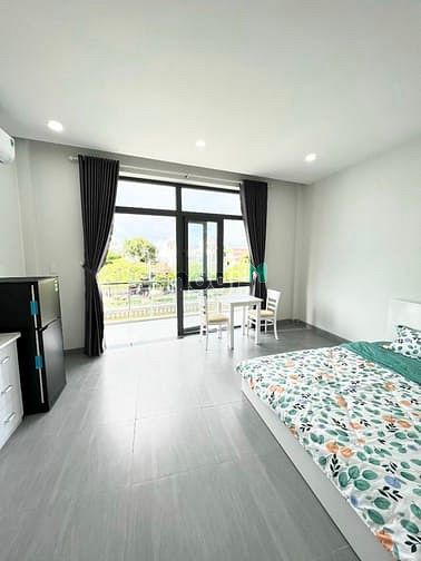 Hình ảnh Cho thuê Studio Quận 1 ban công thoáng view Bờ Kè đầy đủ nội thất