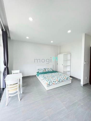 Hình ảnh Cho thuê Studio Quận 1 ban công thoáng view Bờ Kè đầy đủ nội thất