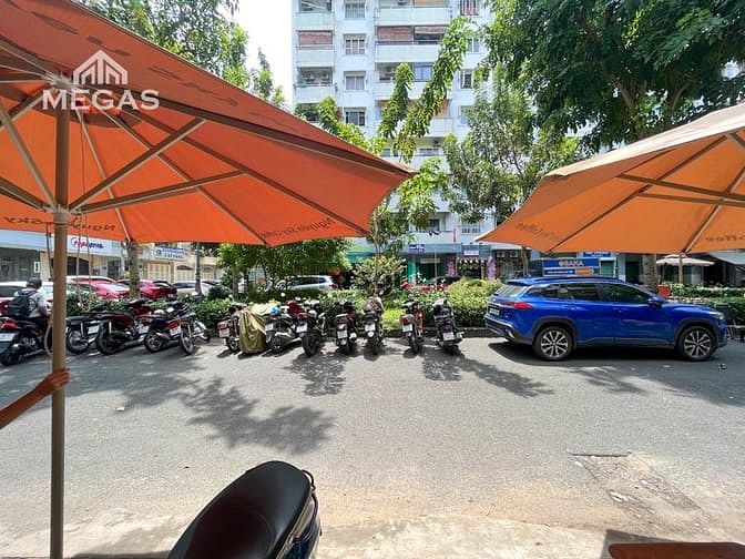 Hình ảnh Khai Trương Căn Hộ Cao Cấp Gần Chợ Tân Định Ban Công Lớn