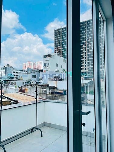 Hình ảnh Cho thuê Penhouse có ban công siêu mát Q1