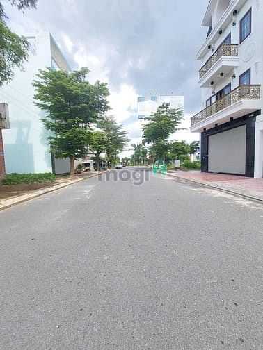 Hình ảnh Bán Nhà Trong Đô Thị 5 Sao 1 Ngay Đường Cao Tốc Giáp Chợ Bình Chánh