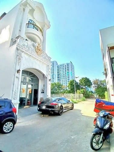 Hình ảnh HÀNG HOT! Lô Đất 4X18M Hẻm Xe Hơi 8M KDC KIỀU ĐÀM , QUẬN 7.