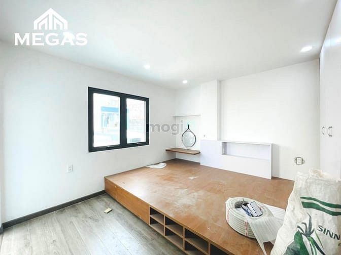 Hình ảnh Cho thuê phòng bancon cửa sổ nội thất đầy đủ thang máy, mới 100%
