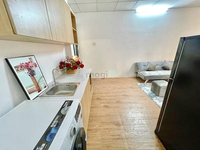 Hình ảnh Cho Thuê Căn Hộ Studio 1PN Cửa Sổ Lớn Lạc Long Quân Quận Tân Bình